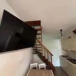 Apartament La Piazzetta Con Piscina E Giardino Privato *