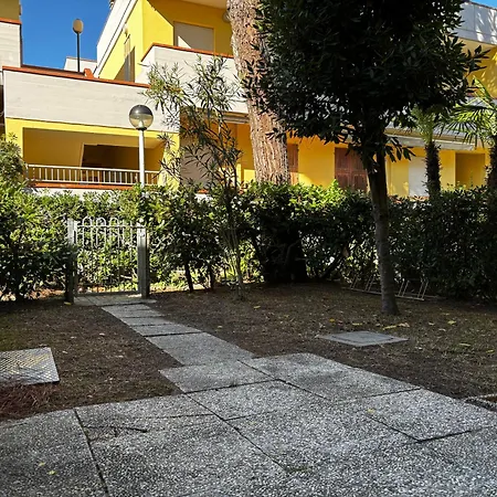 La Piazzetta Con Piscina E Giardino Privato * 罗索利纳马雷
