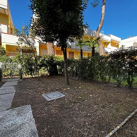 La Piazzetta Con Piscina E Giardino Privato *