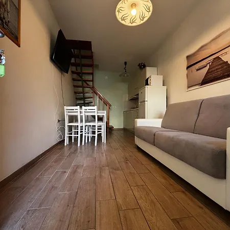 Apartamento La Piazzetta Con Piscina E Giardino Privato *