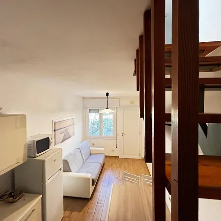 La Piazzetta Con Piscina E Giardino Privato Apartamento